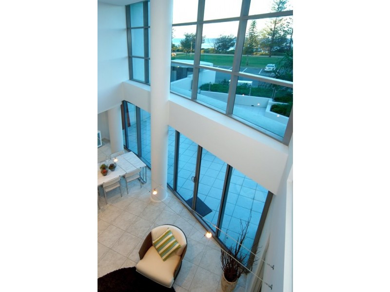 contemporary style dining room
