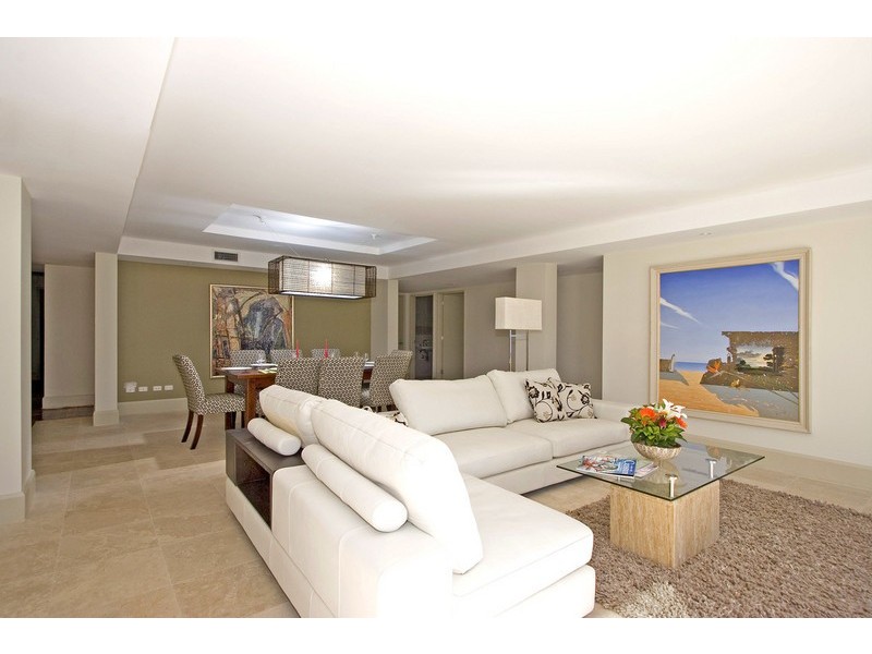 contemporary style living room