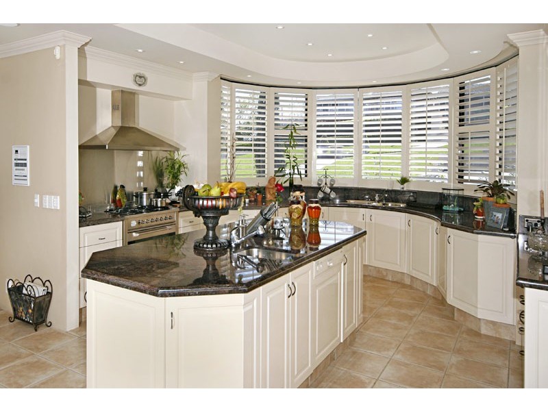 classic style kitchen