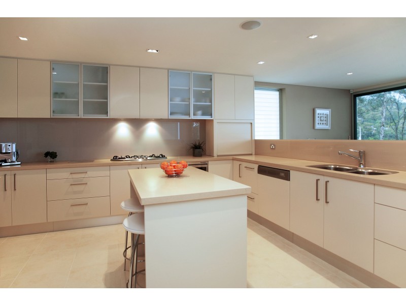 contemporary style kitchen