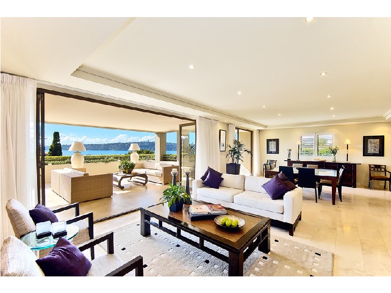 contemporary style living room