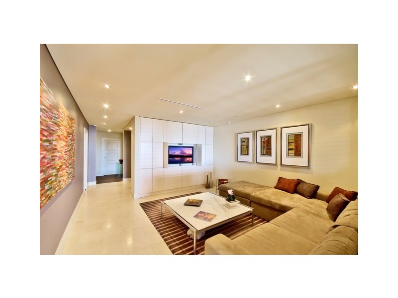 contemporary style living room