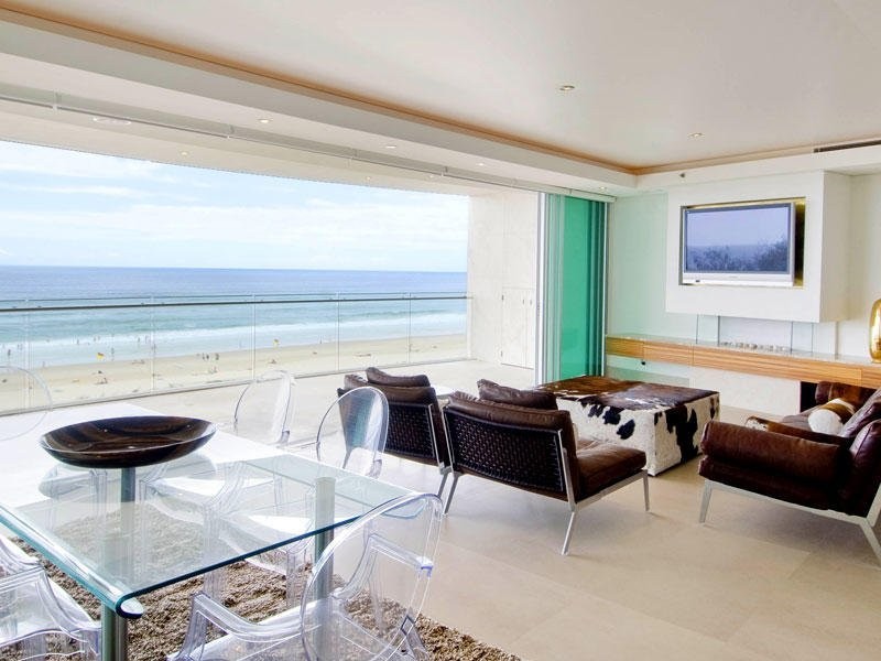 contemporary style living room