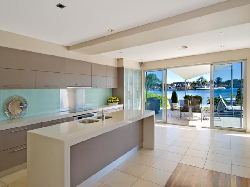 contemporary style kitchen