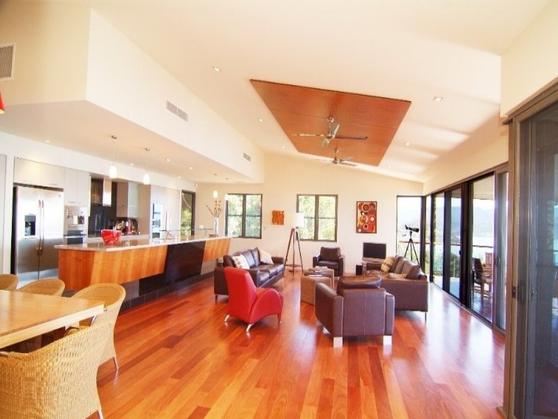 contemporary style living room