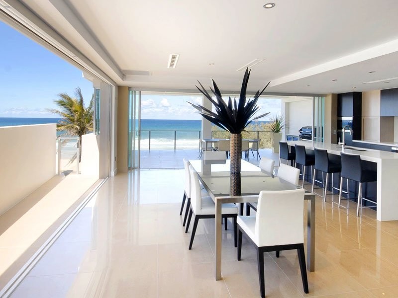 contemporary style dining room