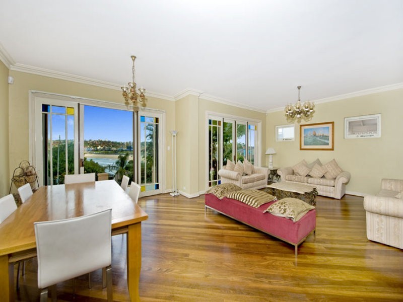 contemporary style living room