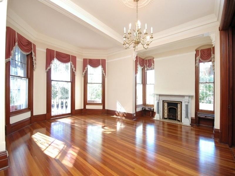 classic style living room