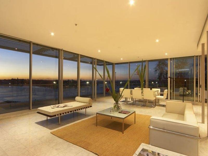 contemporary style living room