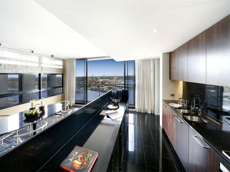 contemporary style kitchen