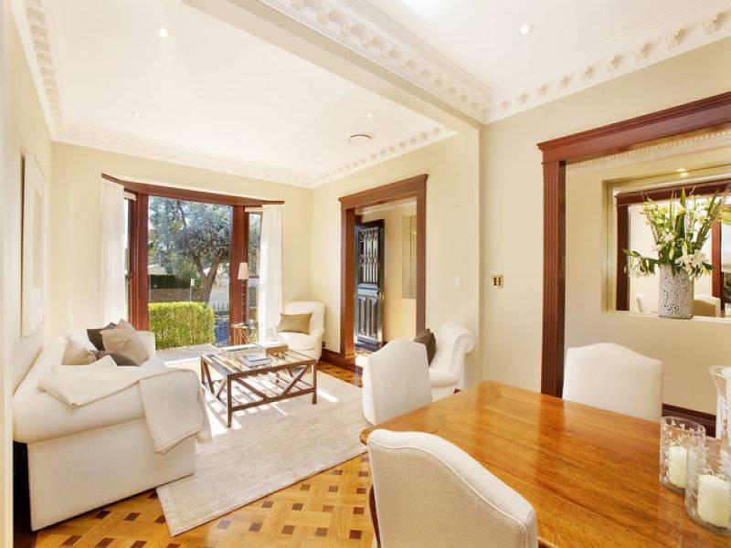 classic style living room