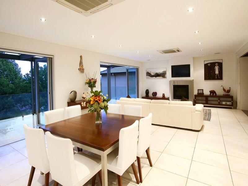 contemporary style living room