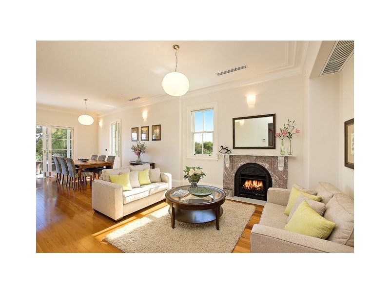 classic style living room