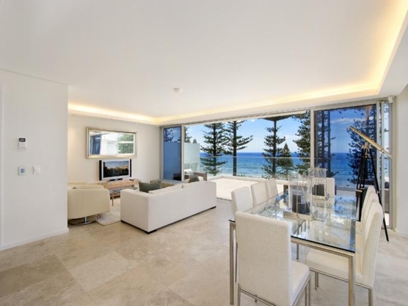 contemporary style living room