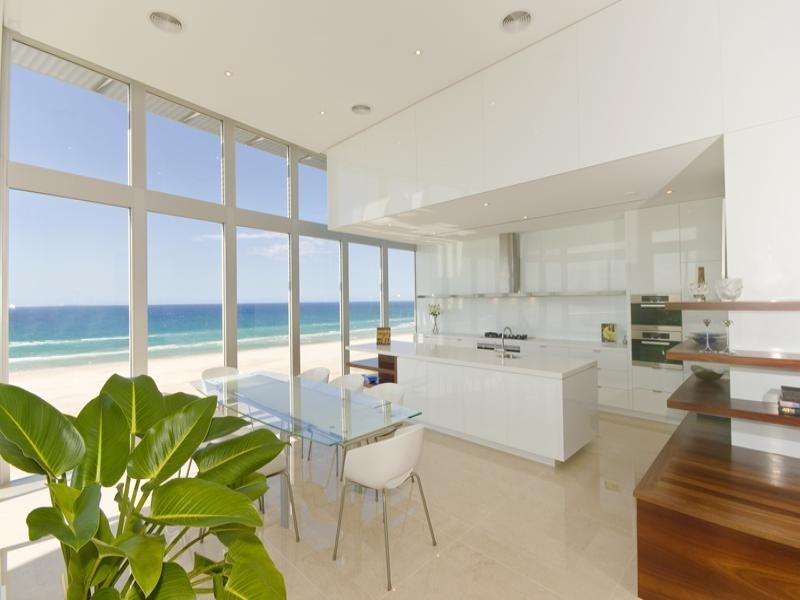 contemporary style kitchen