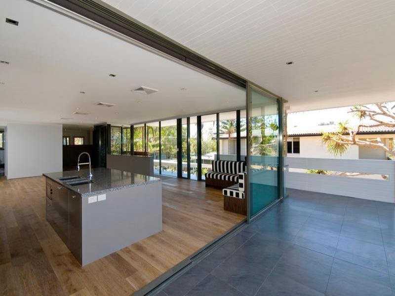 contemporary style kitchen