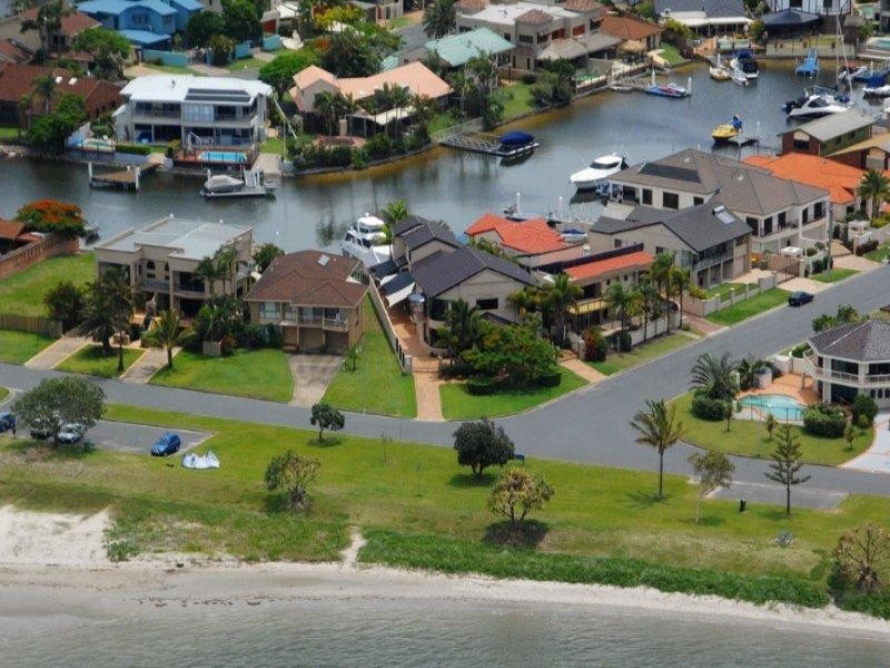 contemporary style kitchen