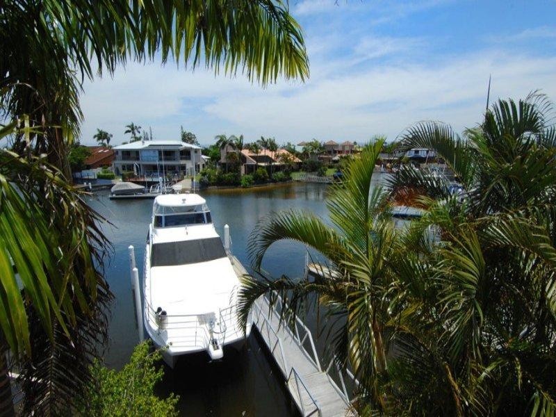contemporary style living room
