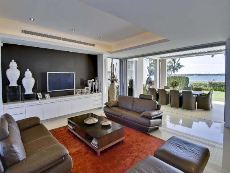 contemporary style living room