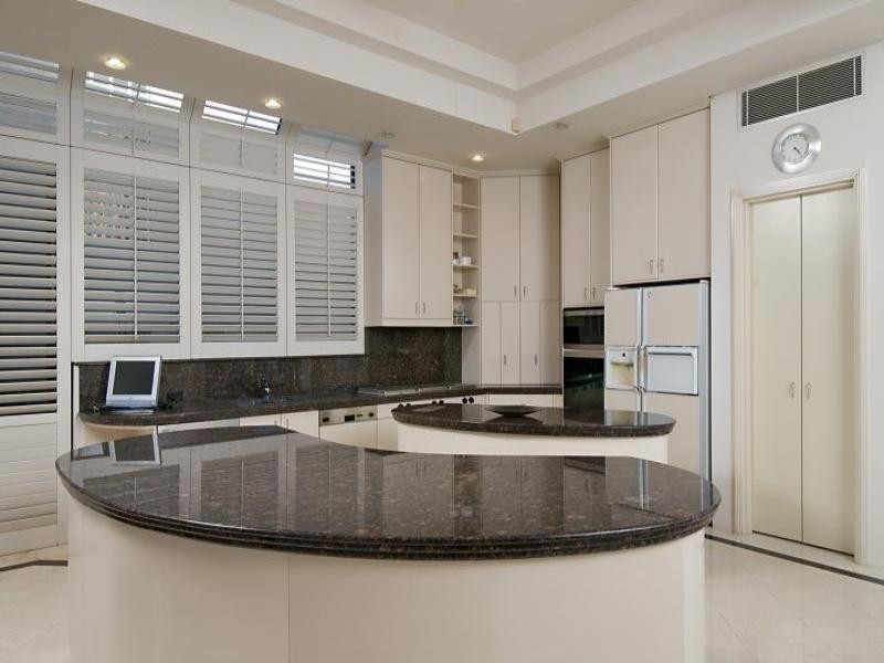 contemporary style kitchen