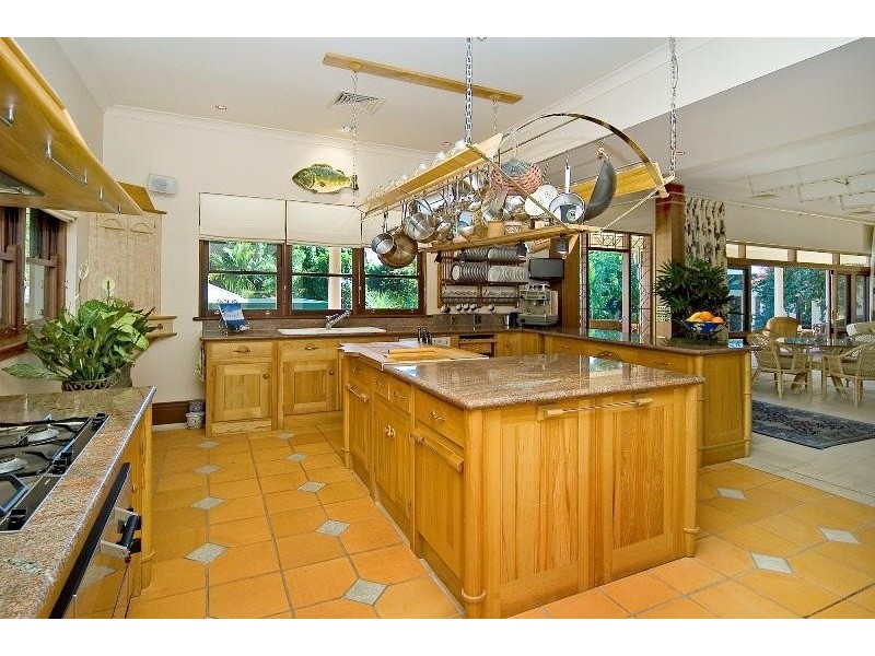 contemporary style kitchen