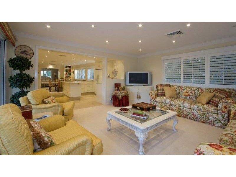 classic style living room