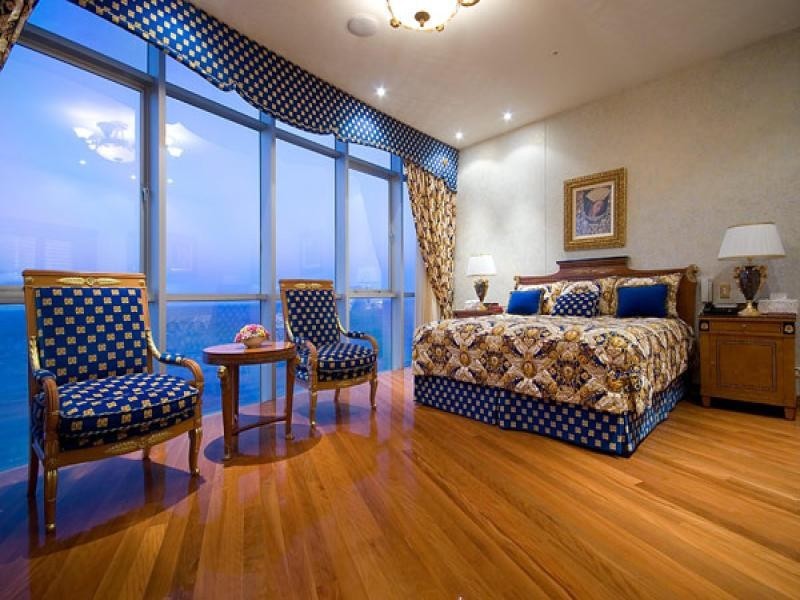 classic style bedroom