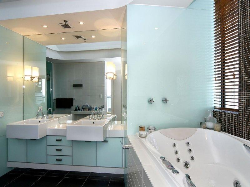 contemporary style bathroom