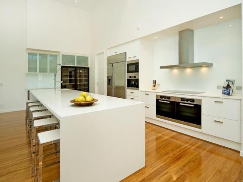 contemporary style kitchen