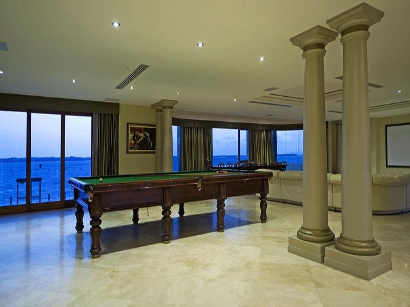 classic style living room