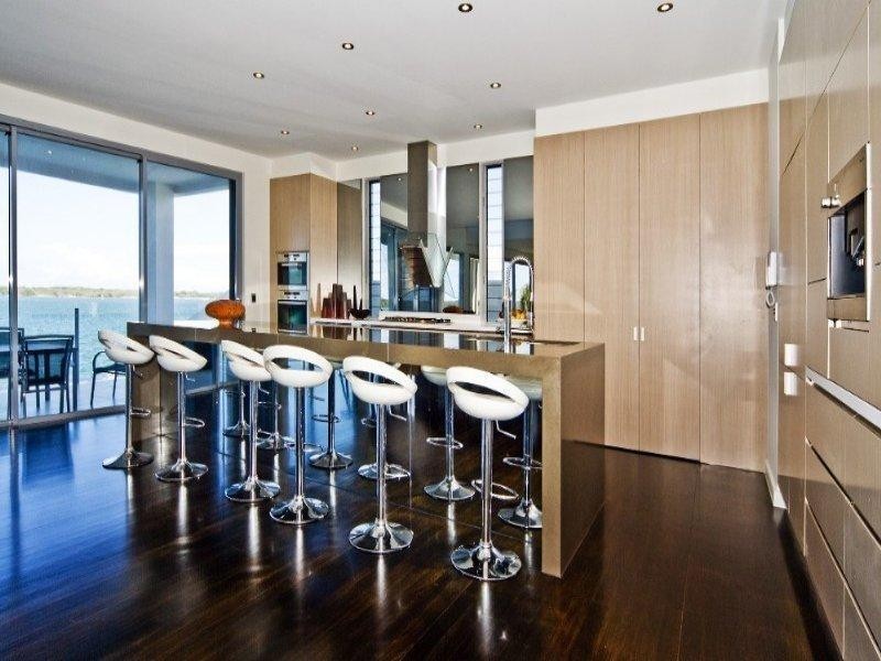 contemporary style kitchen