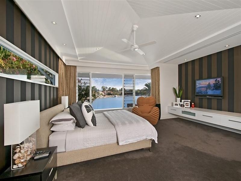 contemporary style living room