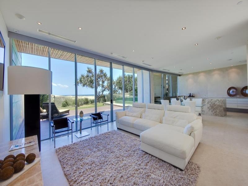 contemporary style living room