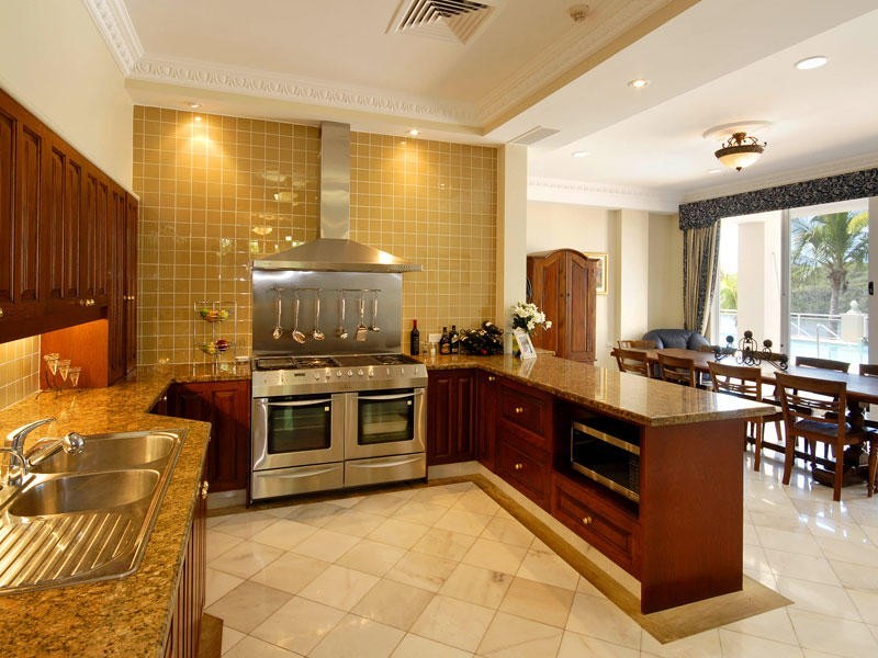 classic style kitchen