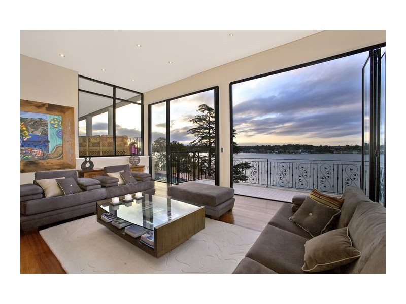 contemporary style living room