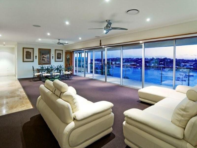 contemporary style living room