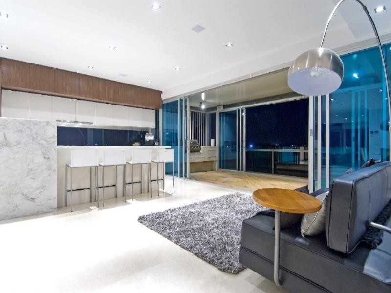 contemporary style kitchen