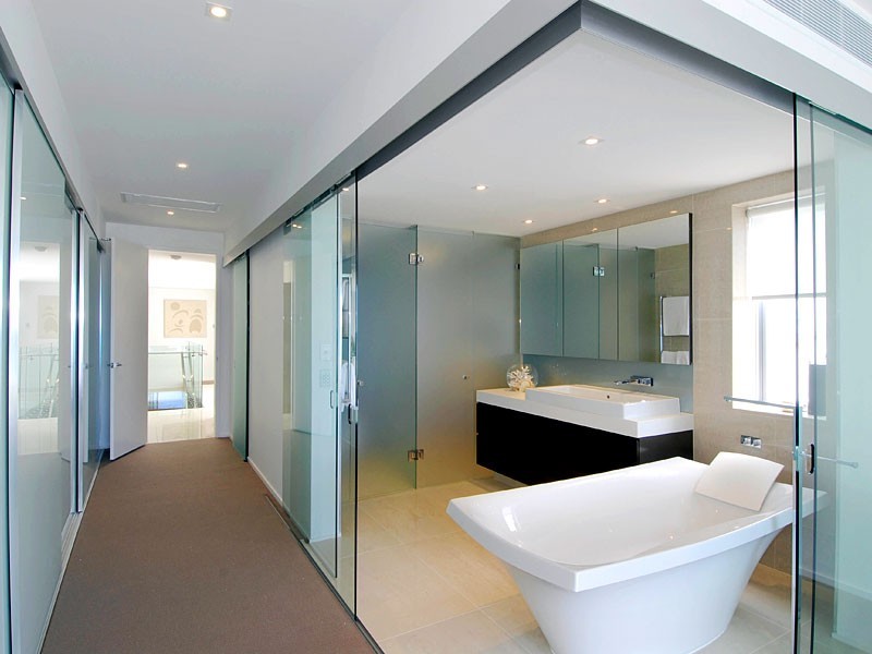 contemporary style bathroom