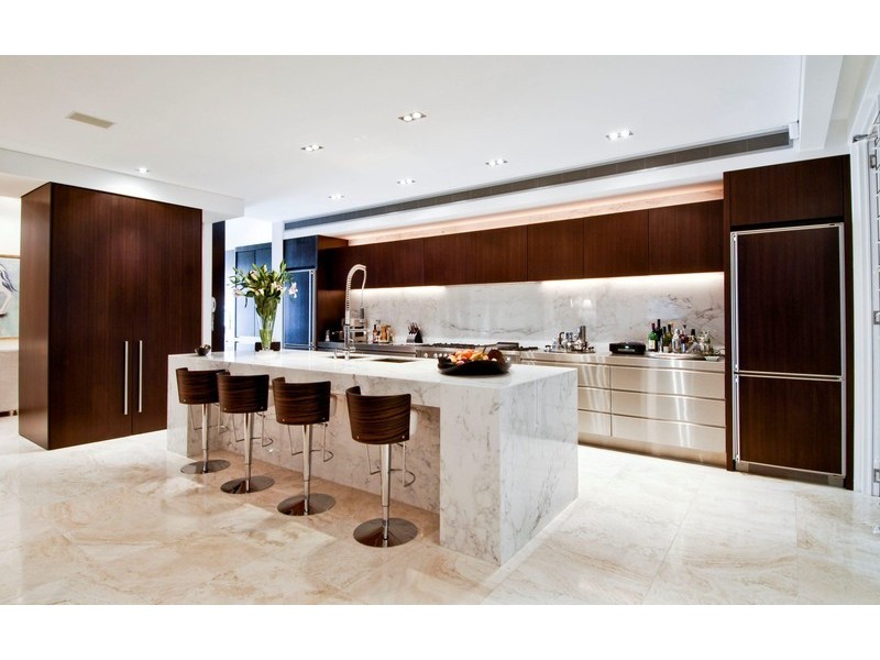 contemporary style kitchen