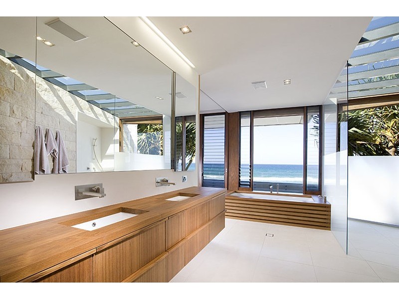 contemporary style bathroom