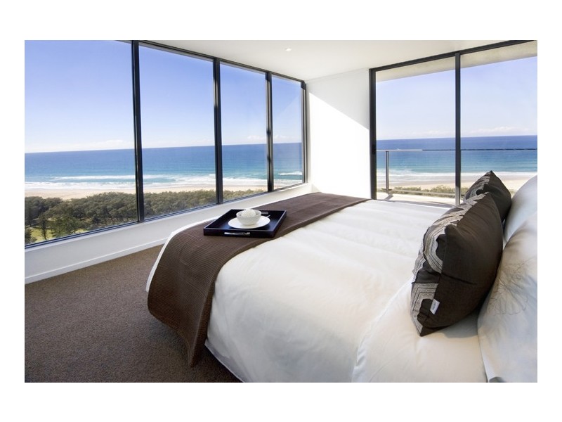 contemporary style bedroom