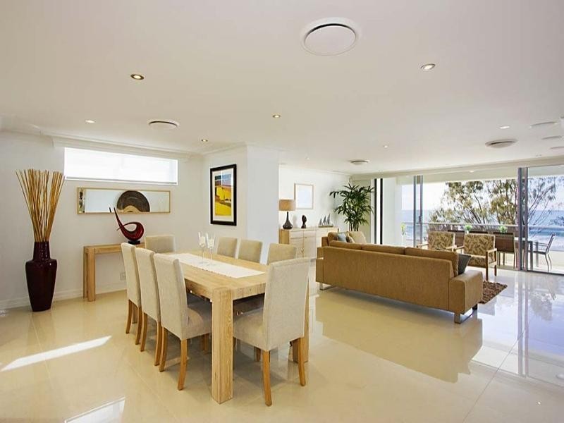 contemporary style dining room
