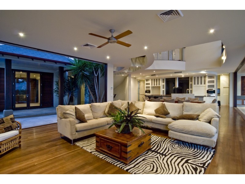 contemporary style living room