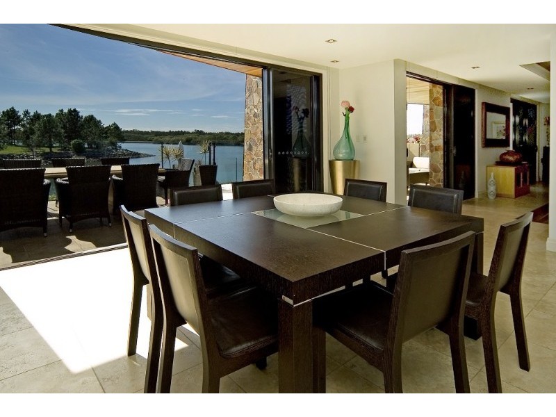contemporary style dining room