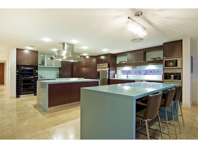 contemporary style kitchen