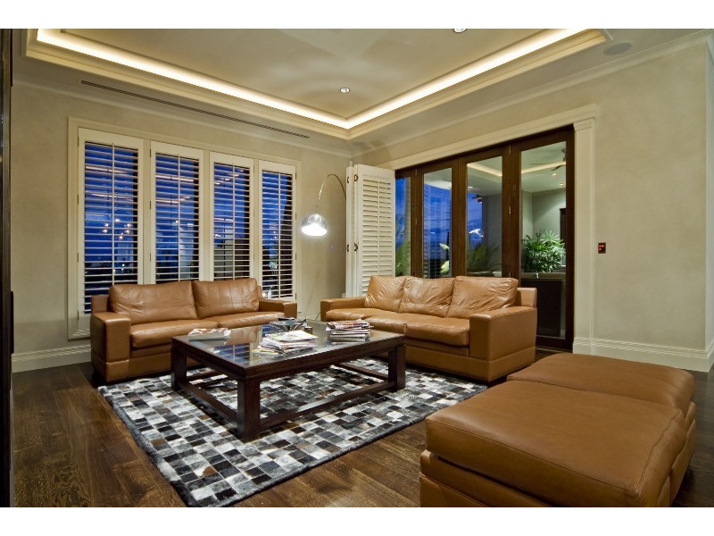 contemporary style living room