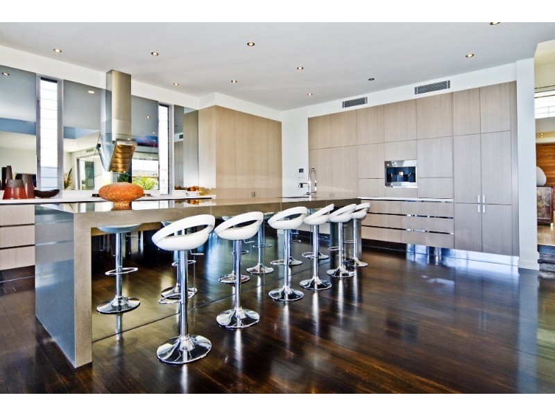 contemporary style kitchen