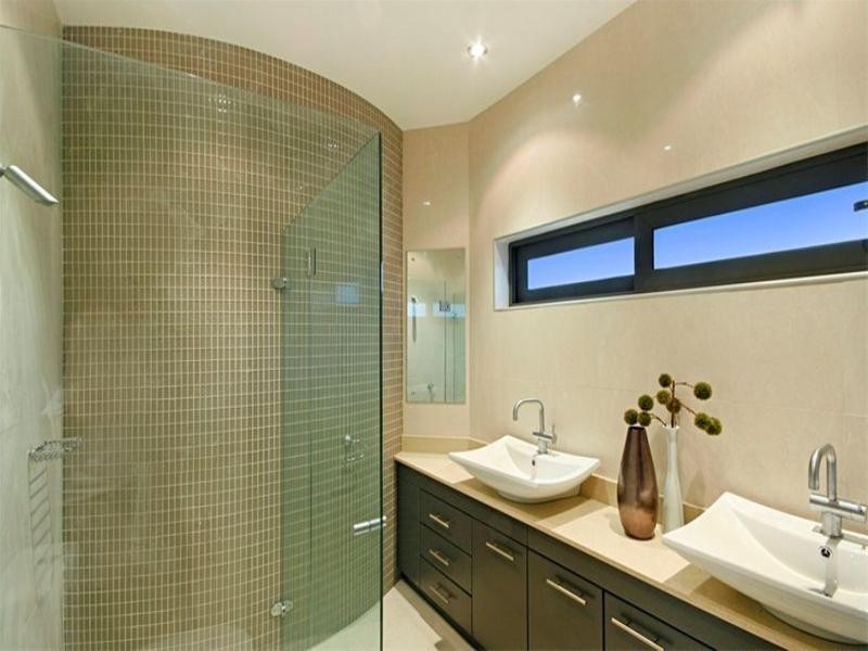 contemporary style bathroom