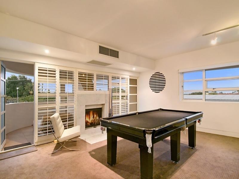 contemporary style living room