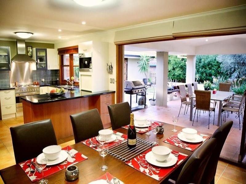 contemporary style dining room
